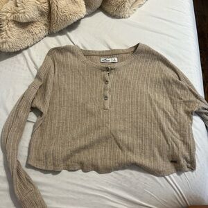 Long sleeve light brown sweater